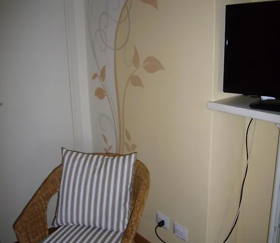 Bed and Breakfast Artincentro Λόντι